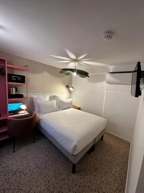Classic room