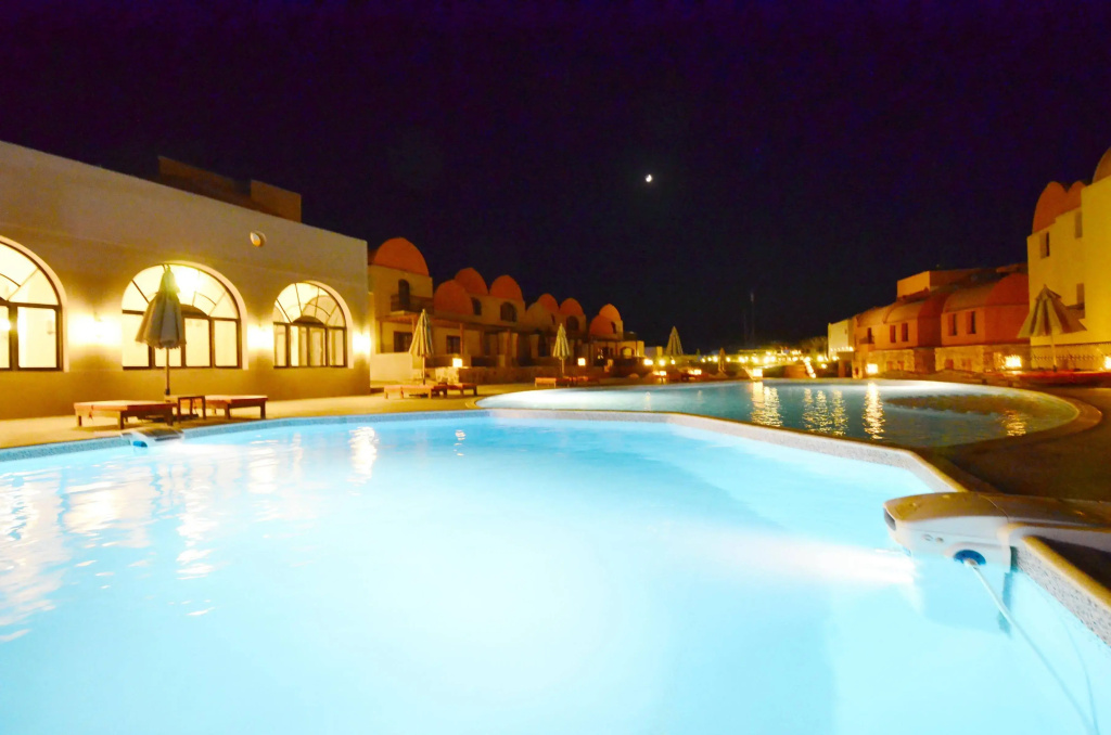 Rohanou Beach Resort - фото 16
