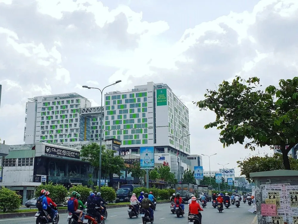 Republic Plaza Apartment
