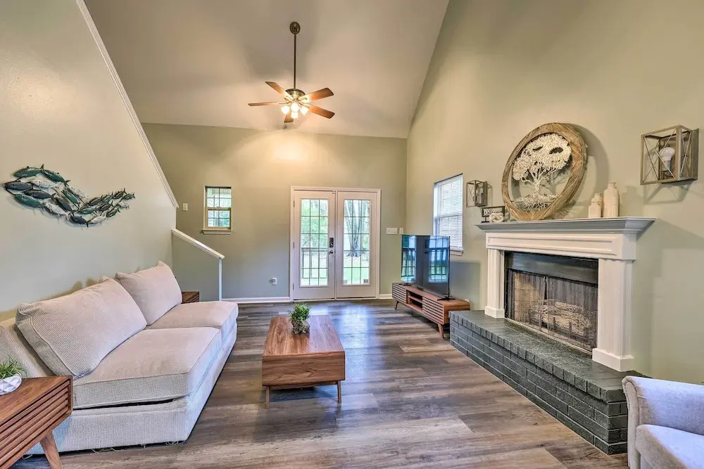 Tranquil Retreat w/ Dock on Lake Hamilton! — фото 2