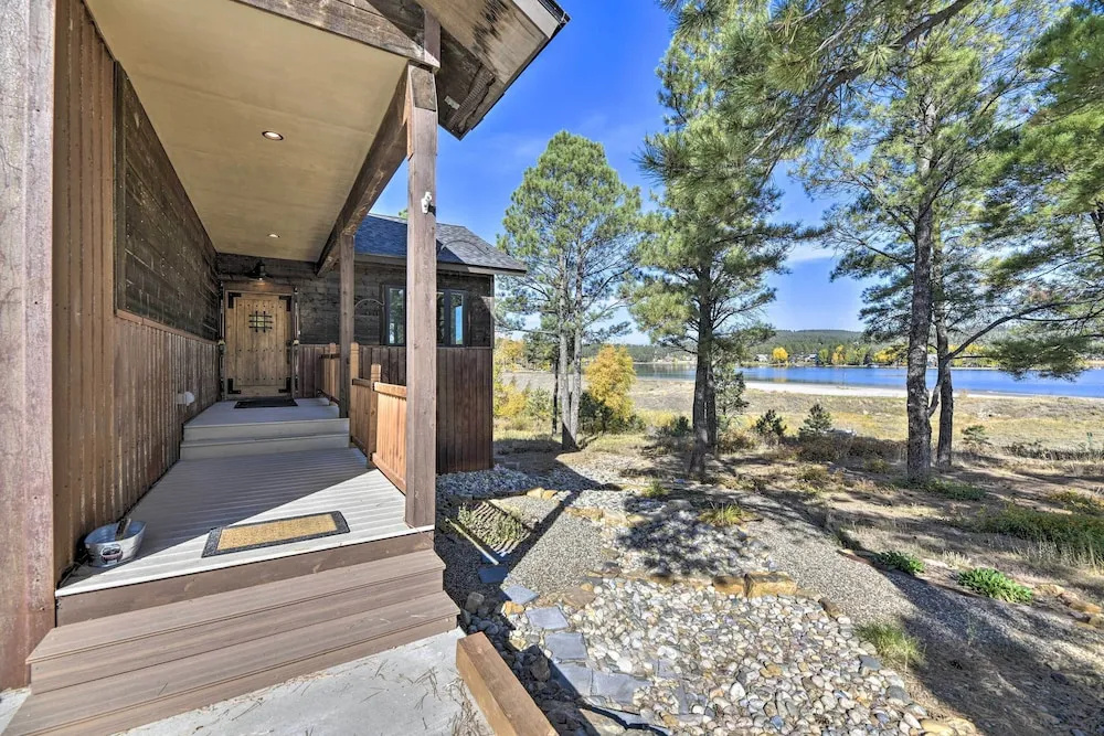 Lake Pagosa Home w/ Hot Tub & Mtn/lake Views!