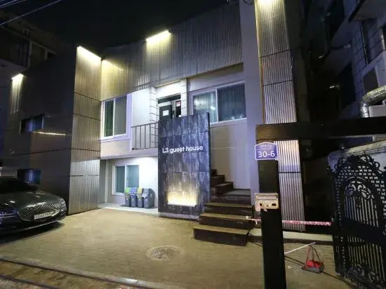 L3 Guest House