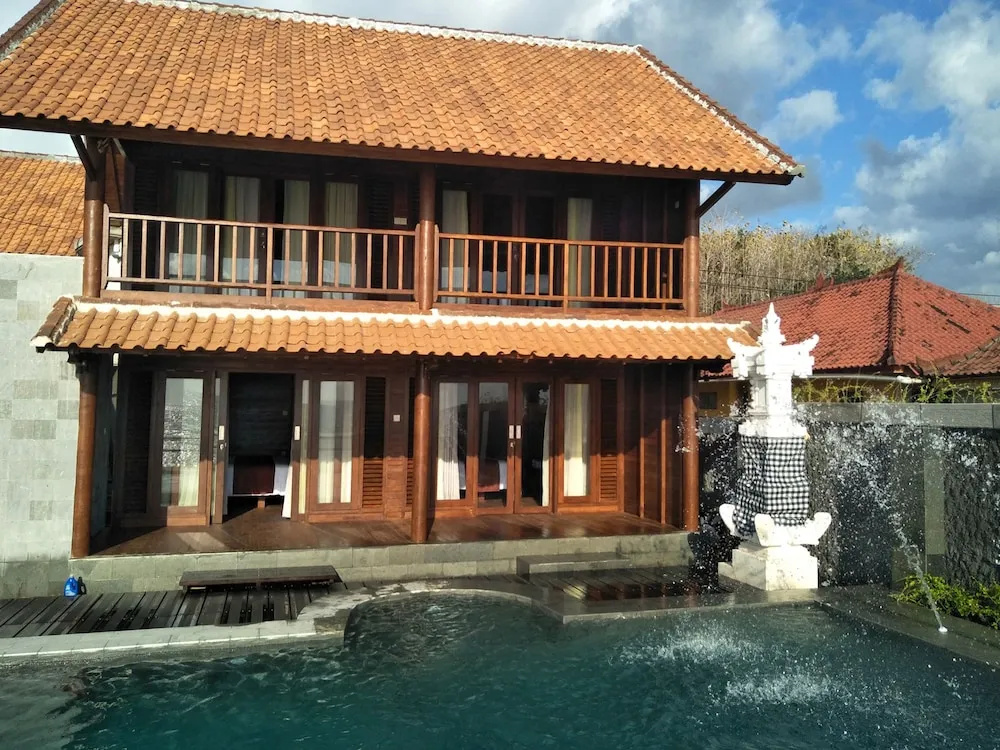 Waterside Inn Nusa Penida
