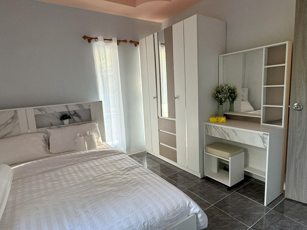 Sunshine Rest Resort — 2