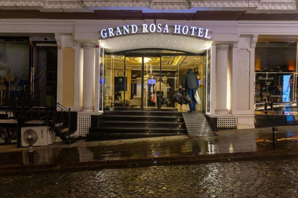 Grand Rosa Hotel — фото
