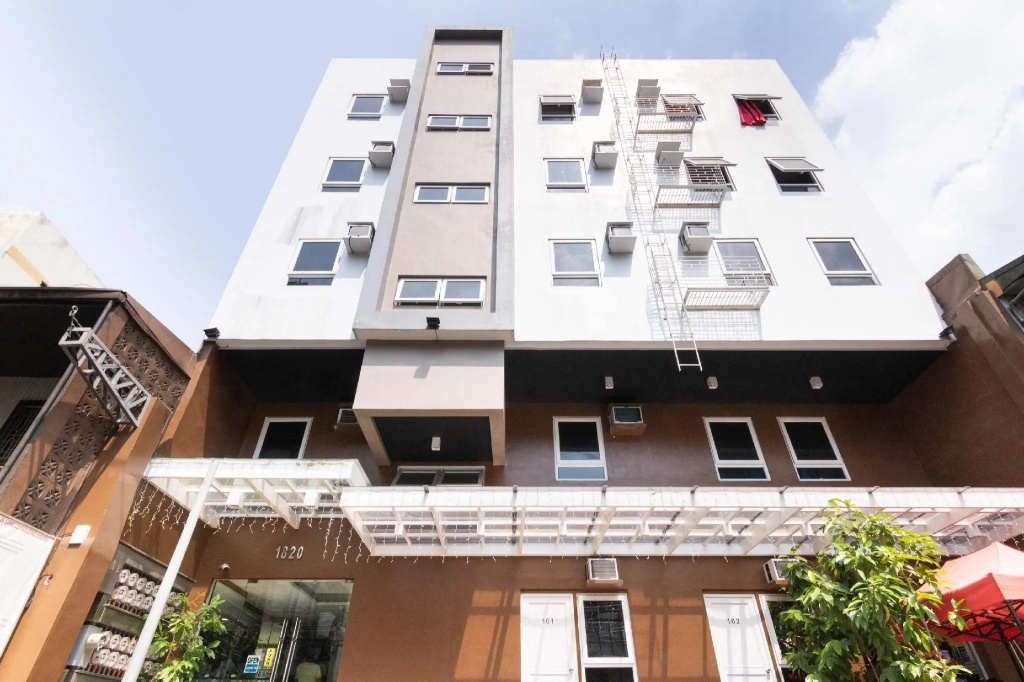 OYO 152 Sangco Condotel