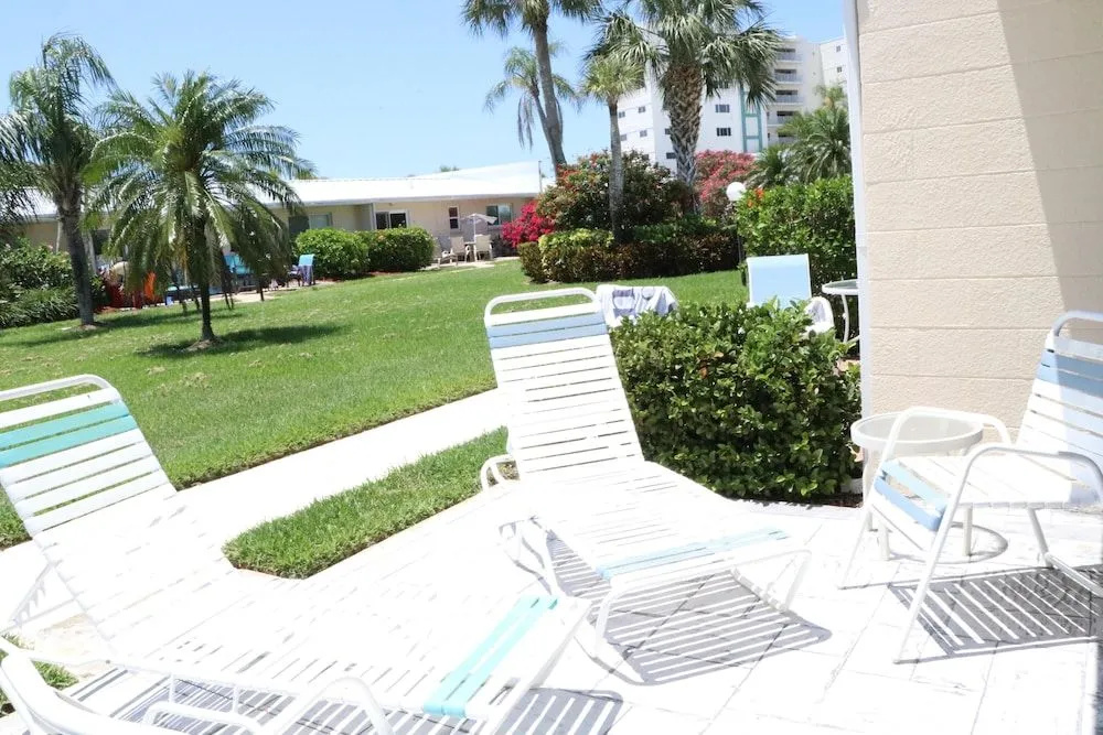 Jamaica Royale 016 - 1 Br Condo