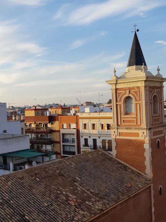 Studio in Sevilla, With Wonderful City View, Terrace and Wifi