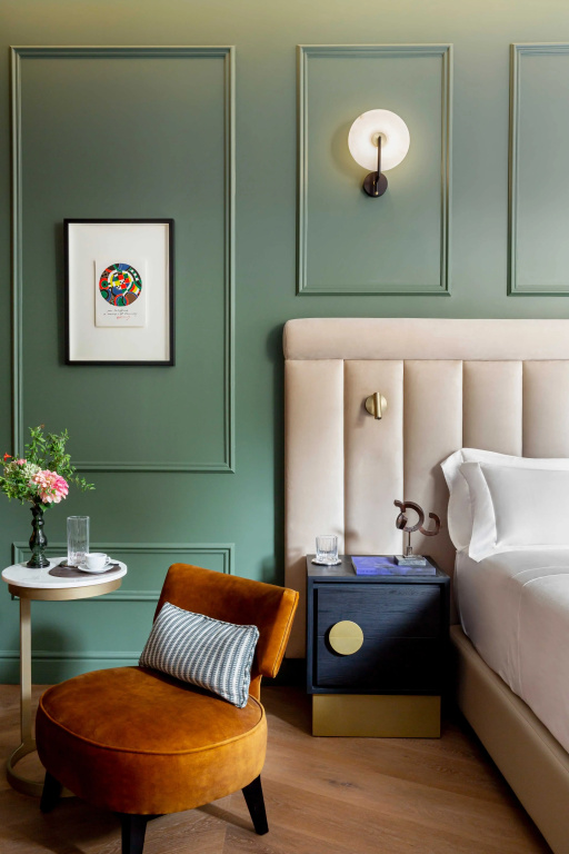 Superior room