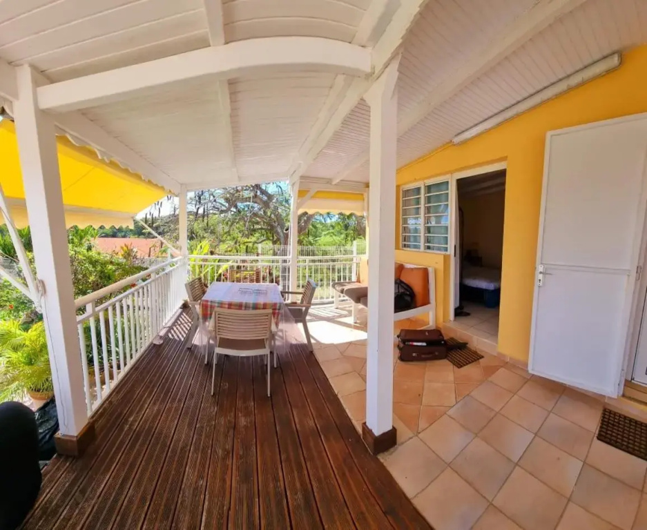 Loue F3 Vue Sur Mer Dans Propriete Privee