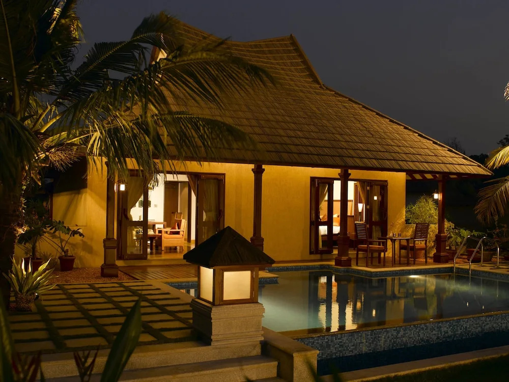 Radisson Plaza Resort & Spa