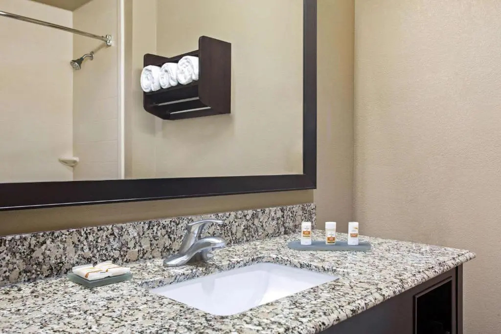 La Quinta Inn & Suites by Wyndham Pearsall - Chambres