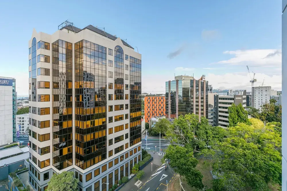 2 Bedroom Apt with City-view in Waldorf Tetra (Tetra 1105)