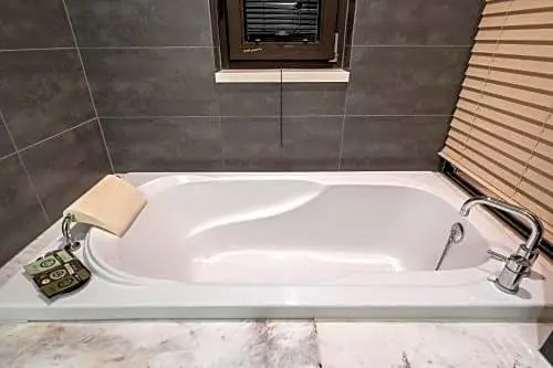 Iruda Hotel - Chambres
