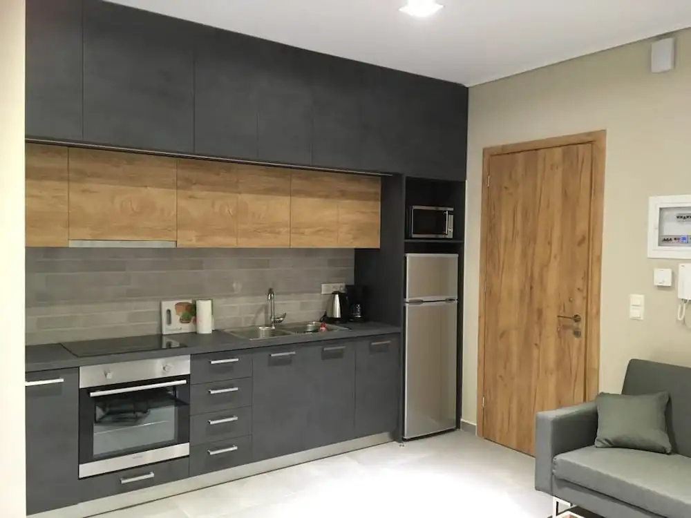 1 Bedroom Apartment with balcony and with street view