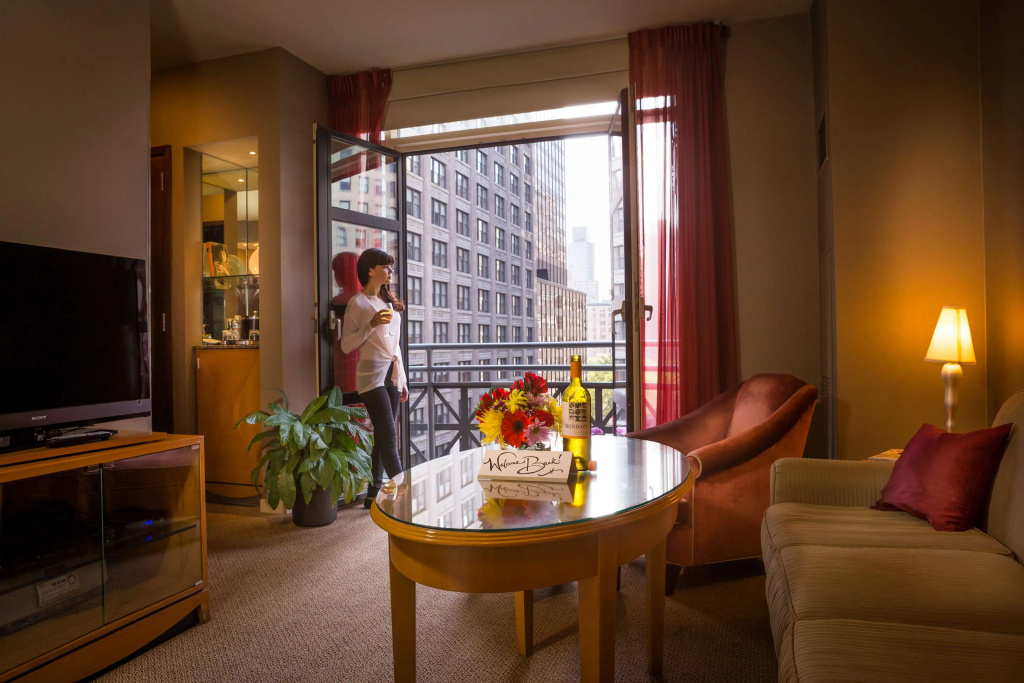 Hotel Giraffe by Library Hotel Collection — фото