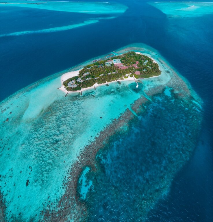 Embudu Village Resort