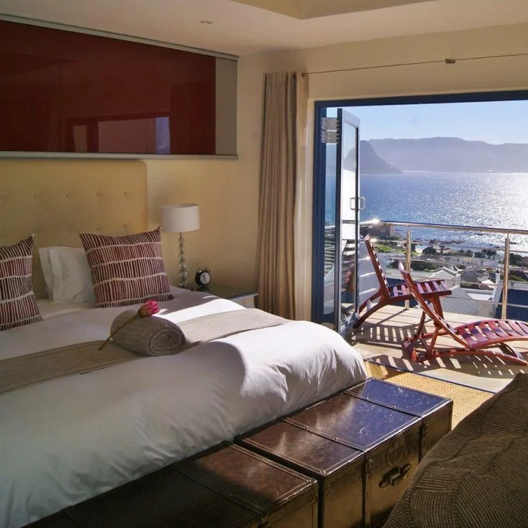 Standard room with sea view