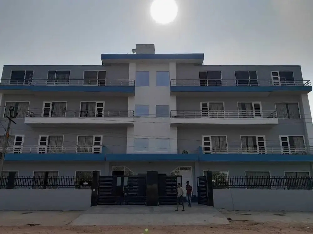 Hotel The Luxem