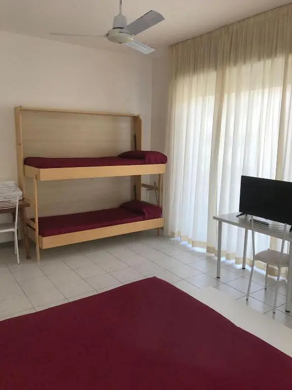 Standard Quadruple room with sea view