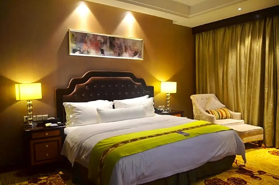 Double Suite (full double bed)