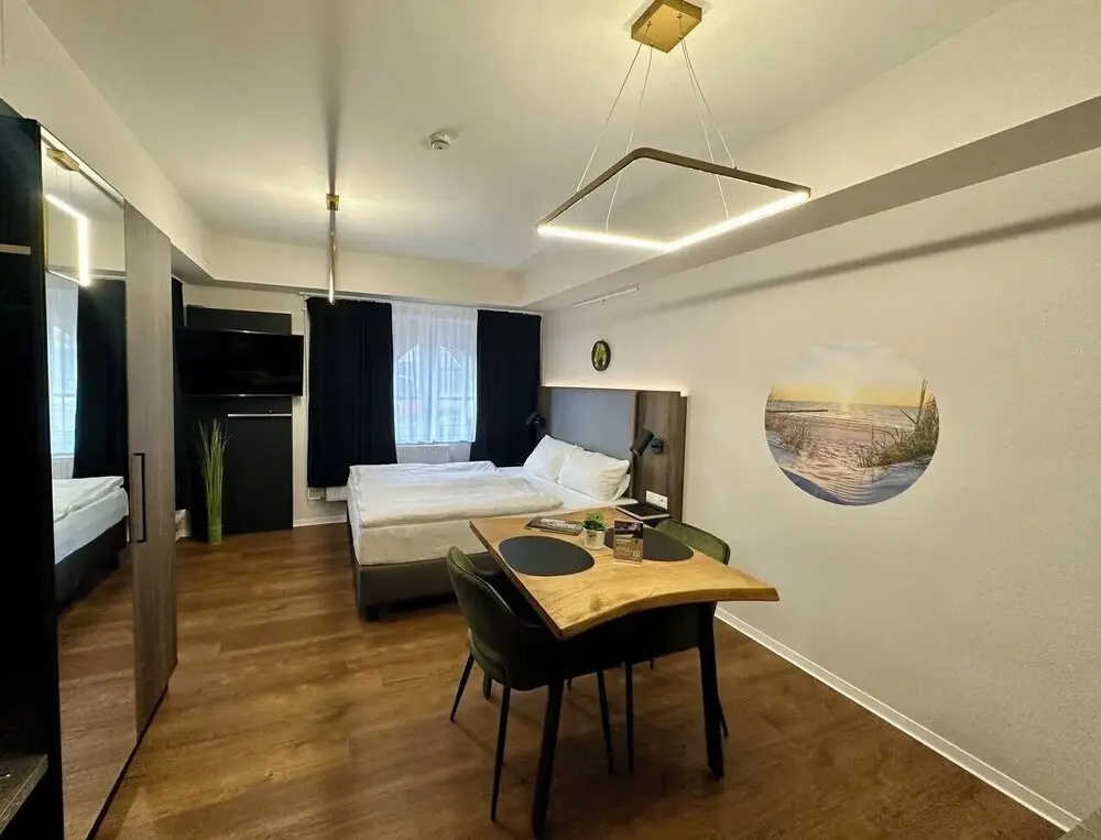 Economy Studio