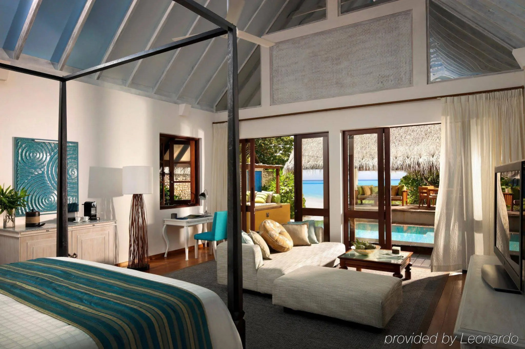 Four Seasons Resort  Maldives at Landaa Giraavaru — фото