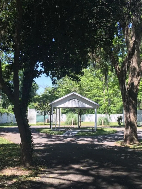 The Commodore Bed and Breakfast