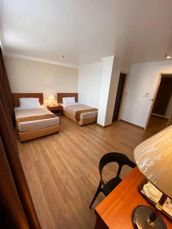 Deluxe Double room (full double bed)