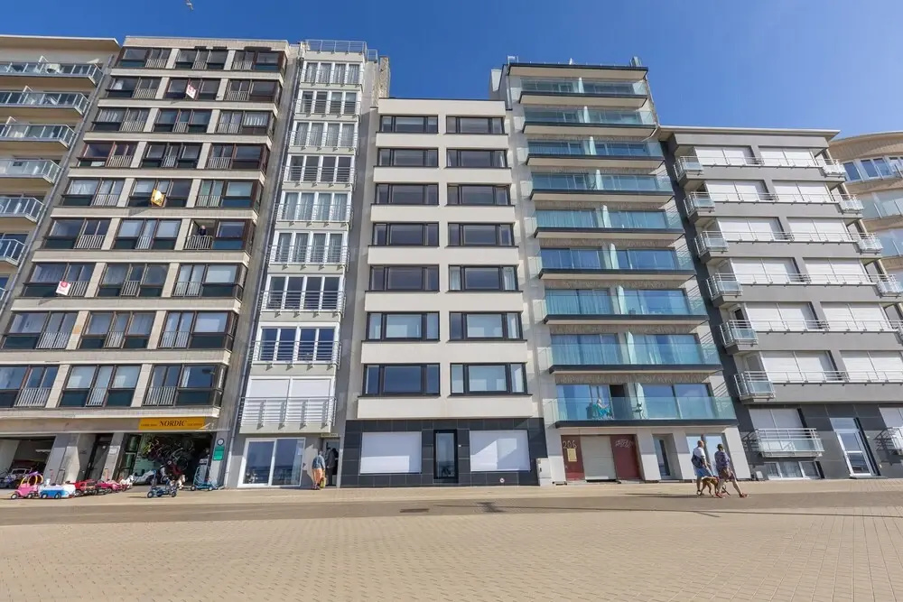 Stunning Apartment With Phenomenal sea View