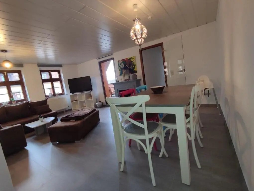 Economy room
