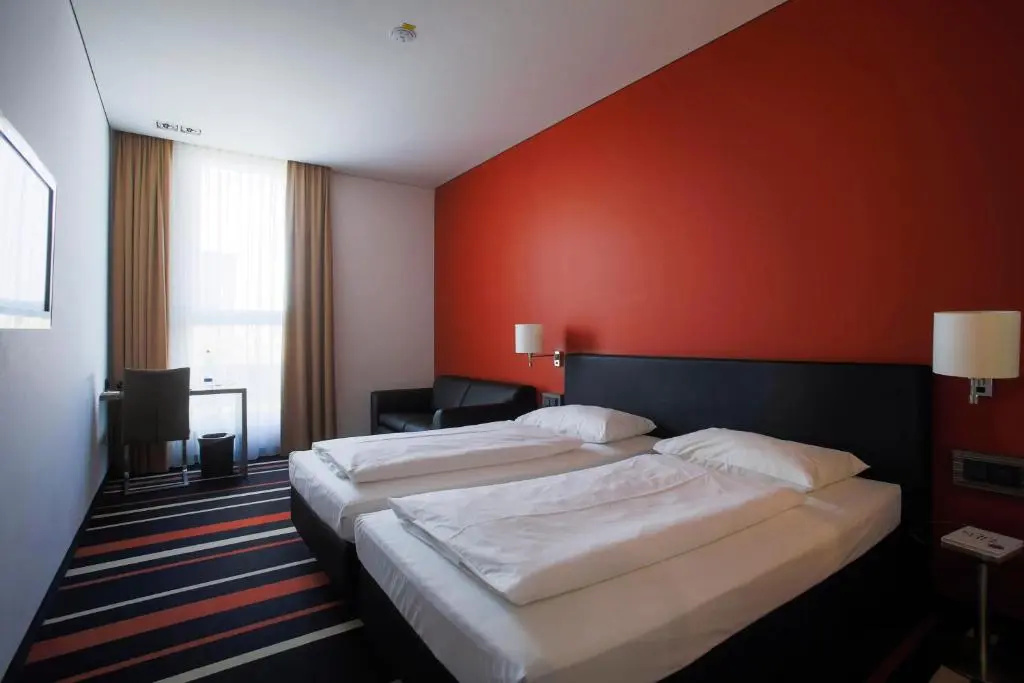 Standard Double room (full double bed)