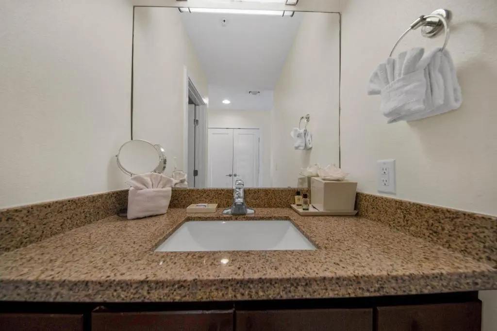 Peninsula Island Resort & Spa - Beach Front Property at South Padre Island - Chambres