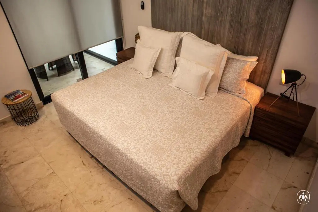 Large Single room