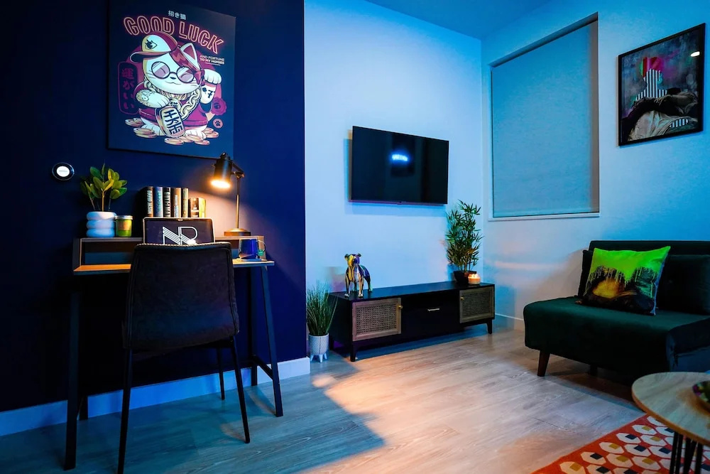 Luxury Stevenage Town Centre Apartment - фото 3