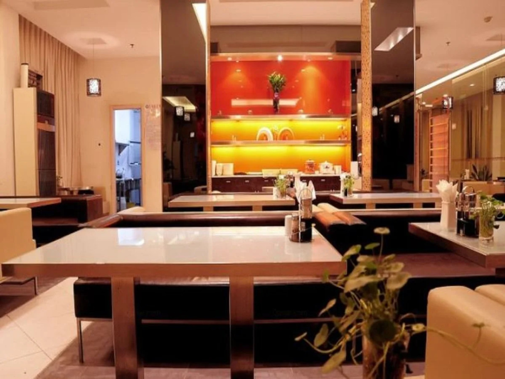 Food & Beverage