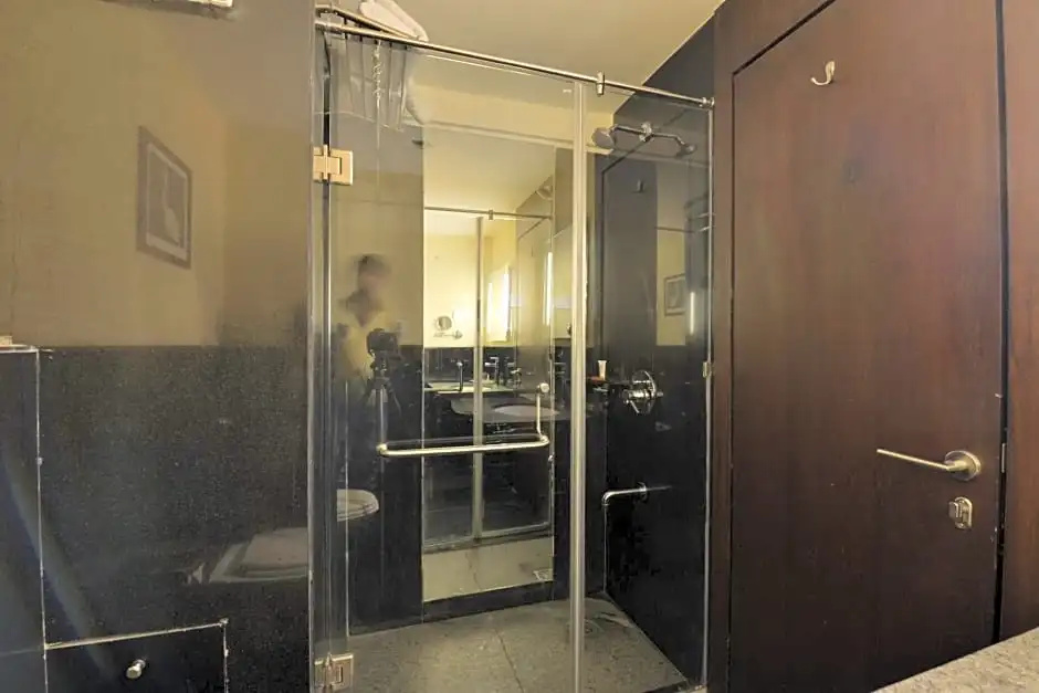 Hotel The Golden Oak Central by Citrus Prime - Chambres