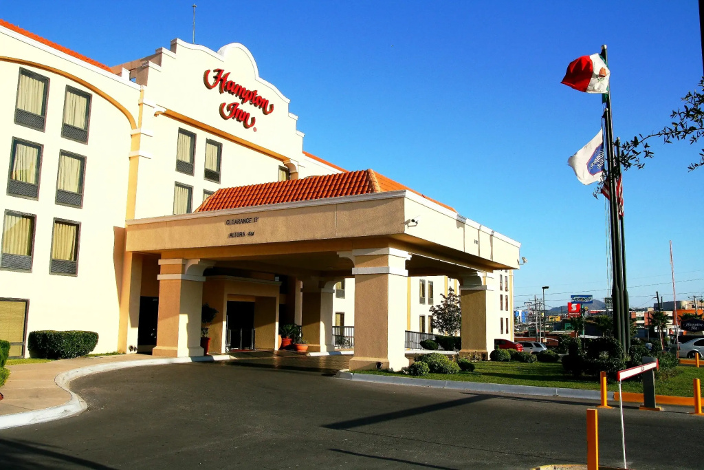 Hampton by Hilton Chihuahua