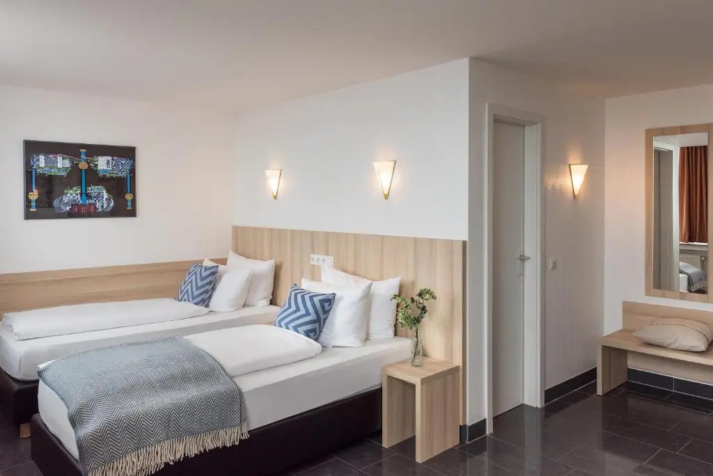 Standard Double room (twin beds)