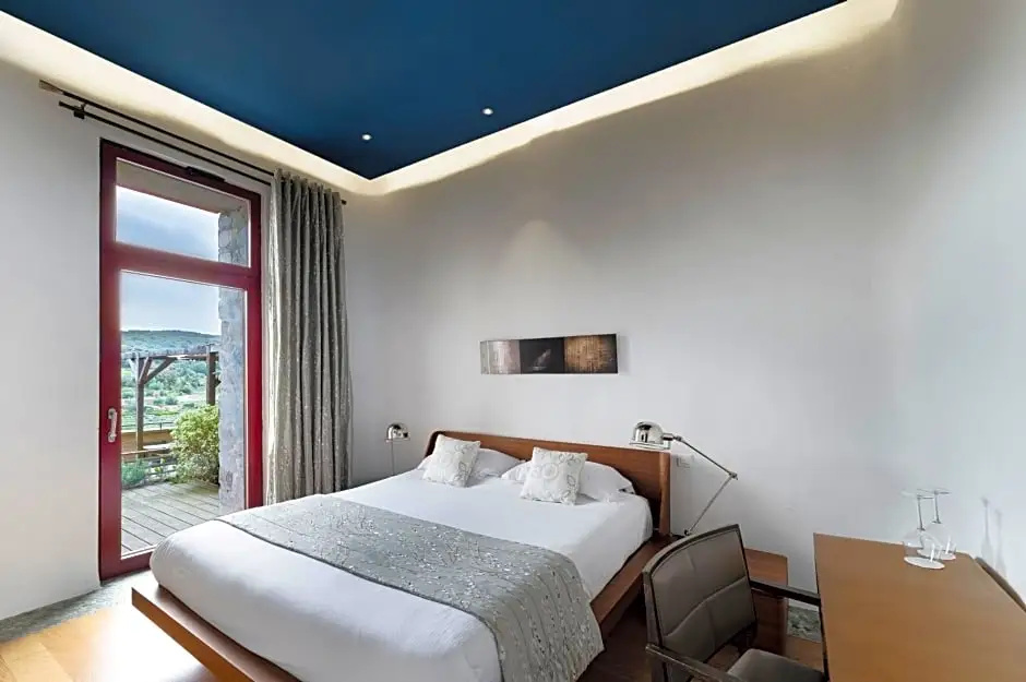 Domaine Riberach – Hôtel 4* - Restaurant gastronomique - Spa - Piscine - Vignoble - Chambres