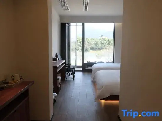 Standard Family room with balcony