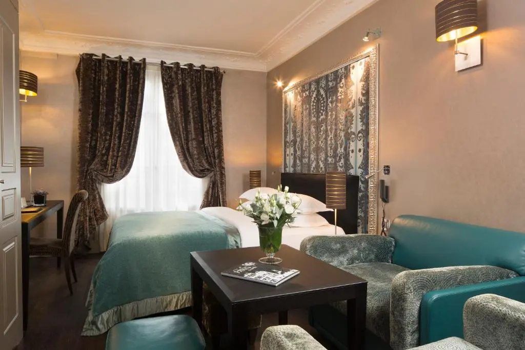 Hotel Ares Eiffel 134