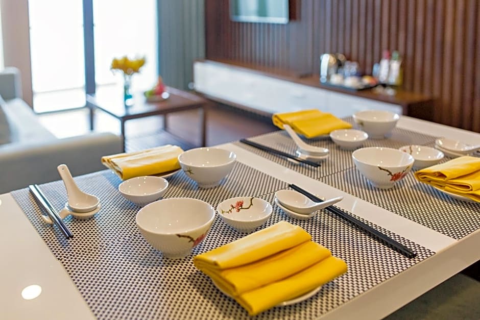 Yarra Ocean Suite Danang