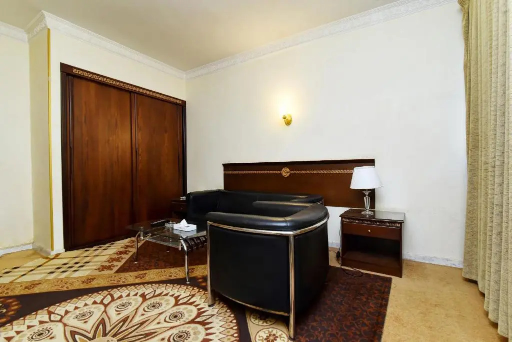 Capital O 419 Al Safeer Hotel - Chambres