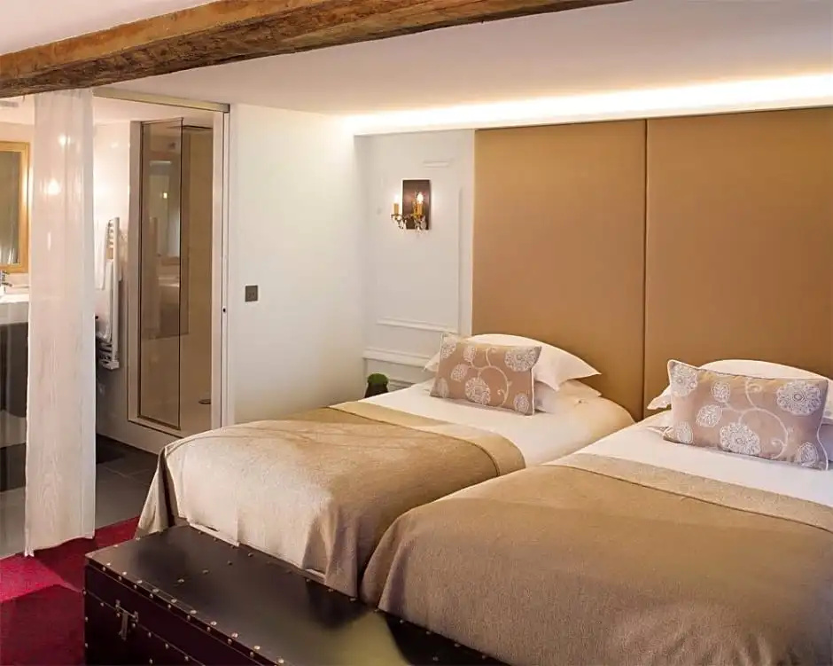 Superior room