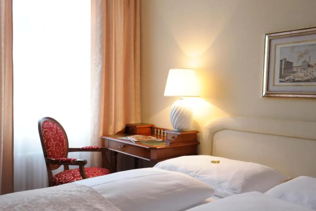 Hotel Vier Jahreszeiten - Chambres