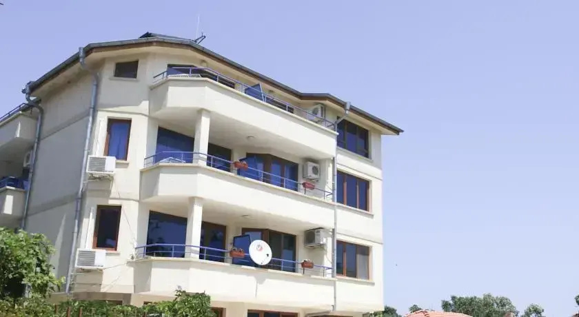 Dream House Guest House
