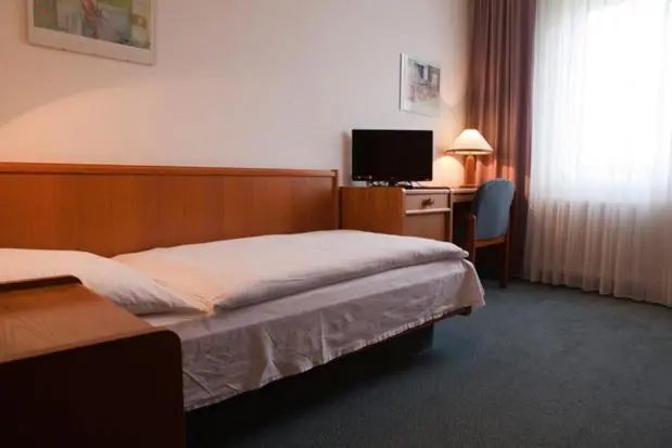 Hotel Ungarische Krone - Chambres