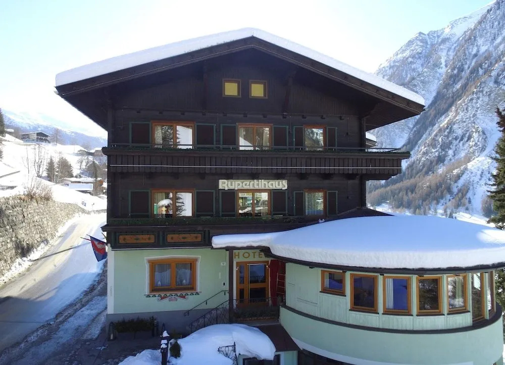Hotel photo 33