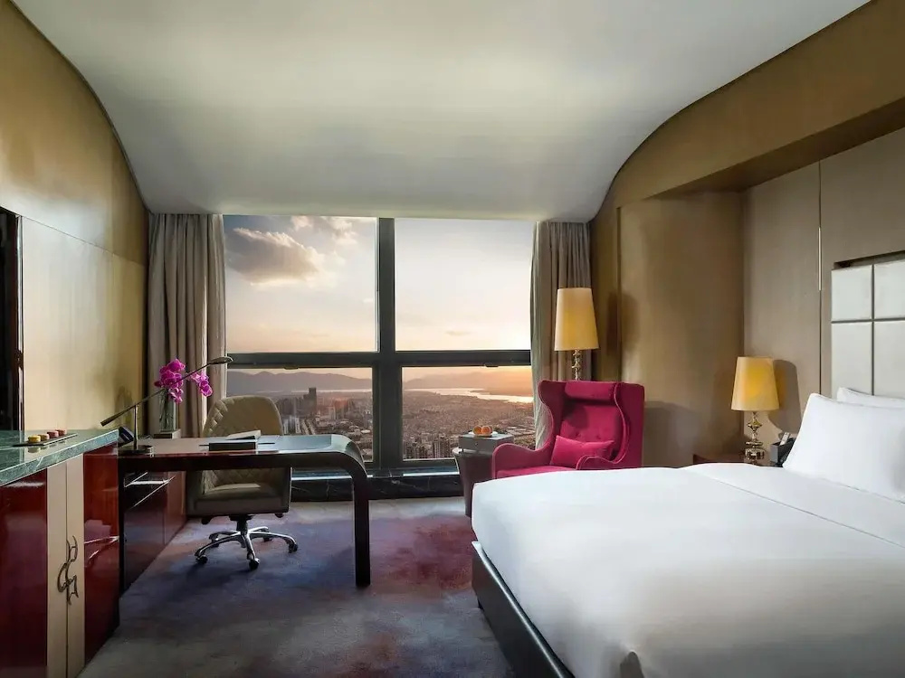Luxury Double room with lake view (full double bed)
